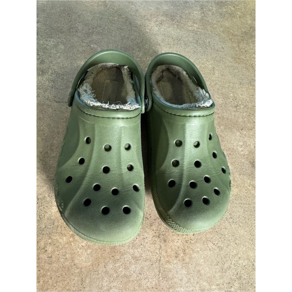 Crocs Kids Olive Green Fleece-Lined Slip-On Clogs Boys Size 2 Baya Lined Clogs